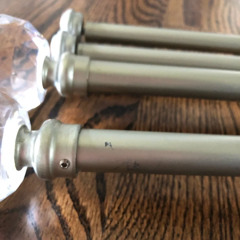 N/A features adjustable